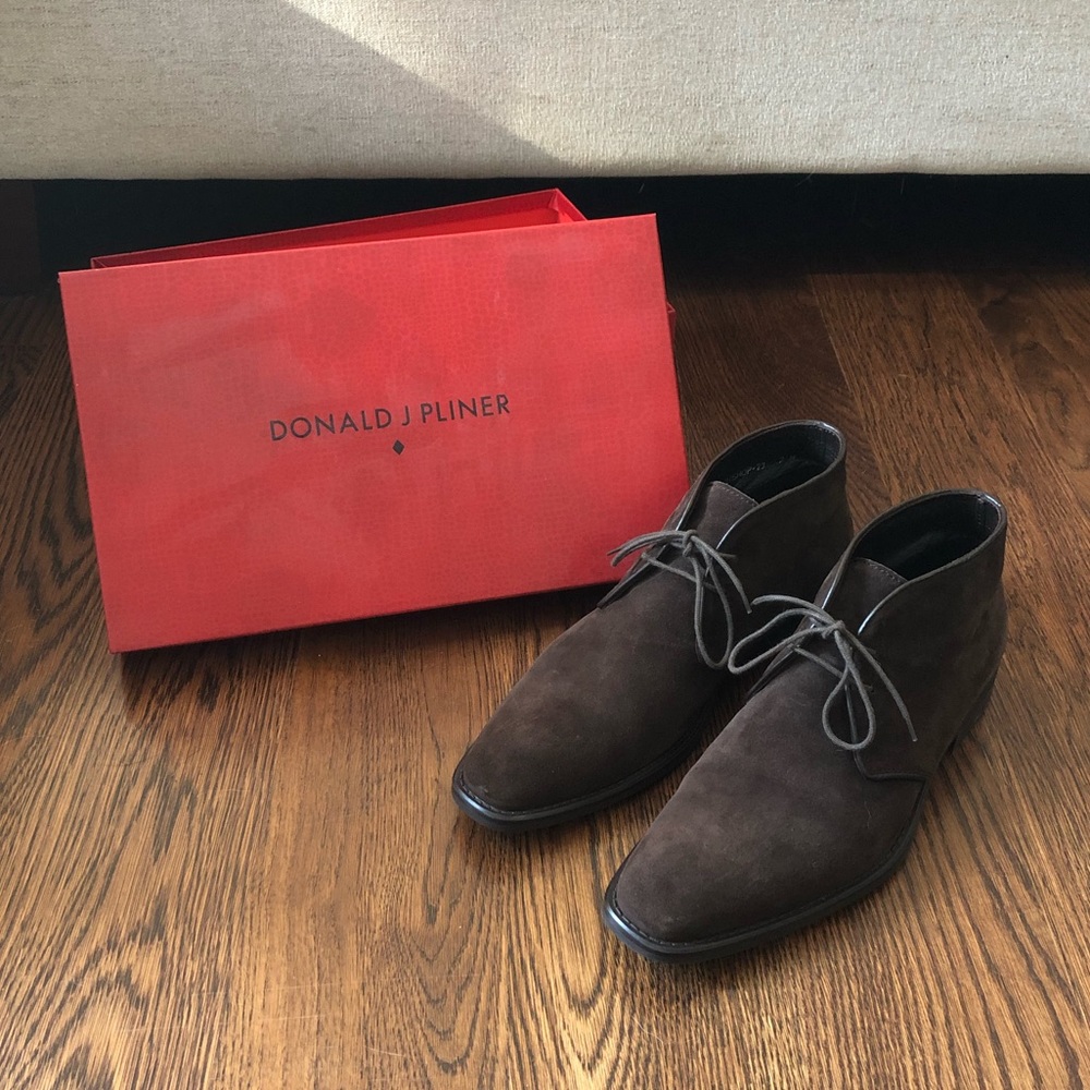 Donald J Pliner Men’s Bishop Chukka Boot